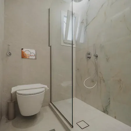 Golden Bird's Apartahotel Naxos City
