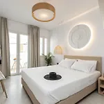Hotel apartamentowy Golden Bird's