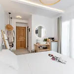 Aparthotel Golden Bird's 4*