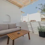 Golden Bird's 4* Naxos City