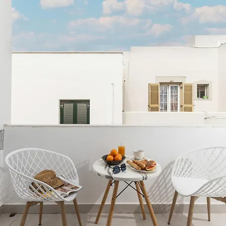 Golden Bird's Lejlighedshotel