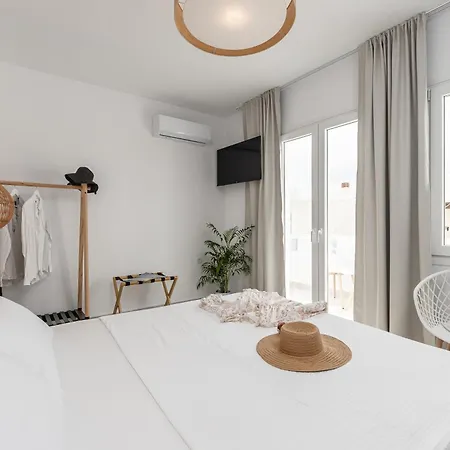 Lejlighedshotel Golden Bird's
