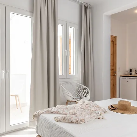 Golden Bird's Aparthotel 4*