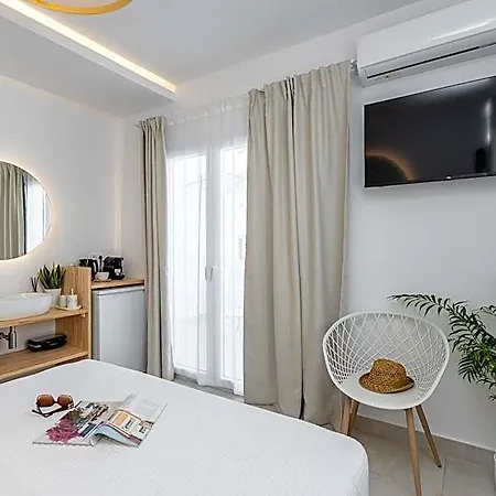 Golden Bird's Aparthotel 4*