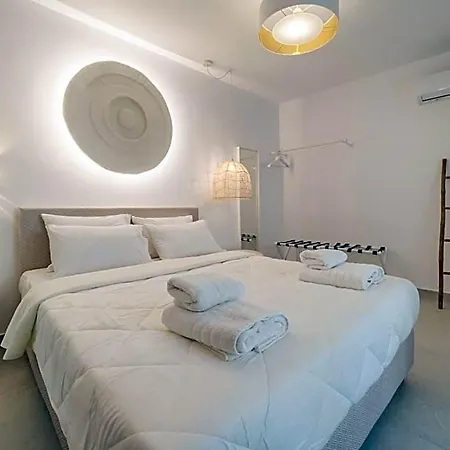Golden Bird's Aparthotel