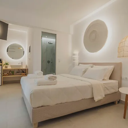 Golden Bird's Aparthotel 4*